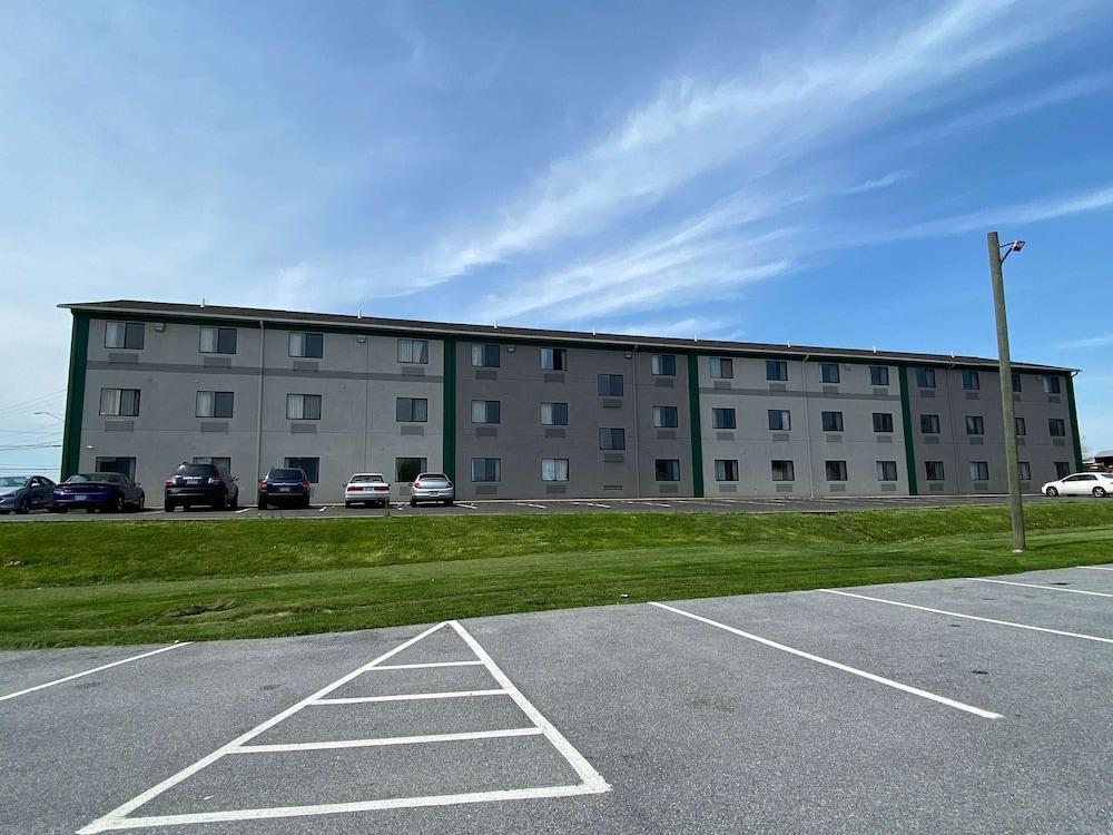Motel 6 Lancaster Fertility Екстер'єр фото